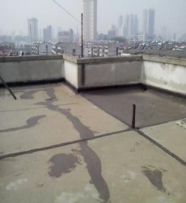 贵溪漏水维修 楼顶漏水是什么原因，楼顶漏水维修方法是什么?